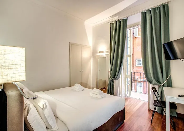 Bernini Near The Trevi Fountain - 4 Bedroom רומא