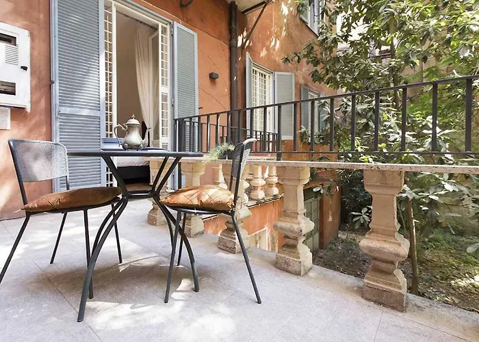 דירה Bernini Near The Trevi Fountain - 4 Bedroom *